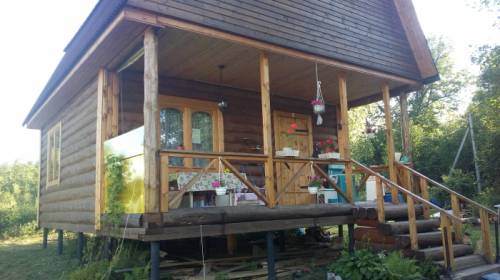 Участок  с двух- этажным домом 6х6. 