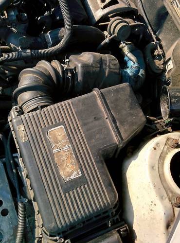  Корпус воздушного фильтра на Toyota Vista CV40 3C-T