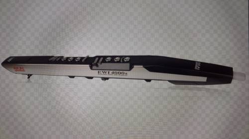 Электронный саксофон Akai EWI4000s