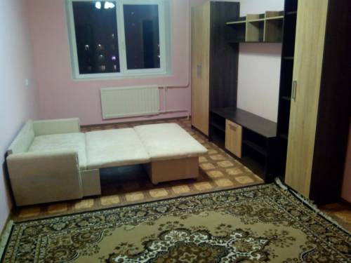 Сдам комнату в 3-х комнатной квартире
