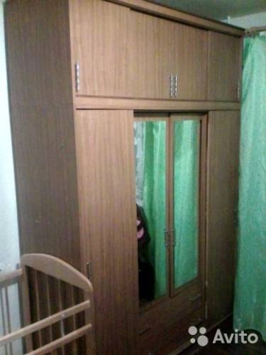 Большой вместительный шкаф