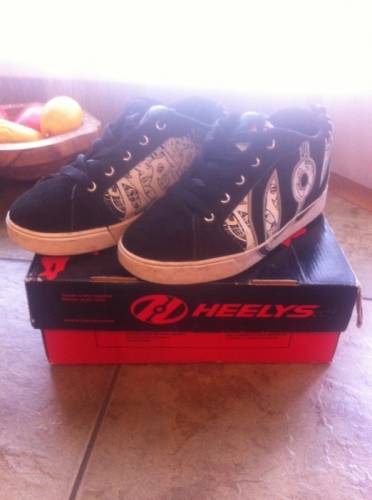 Роликовые кроссовки для девочки, Heelys размер 35