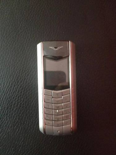 Продам оригинальный vertu accent в отличном состоянии Англия