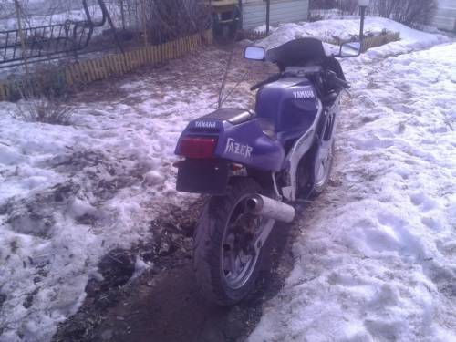 мотоцикл yamaha fzr250
