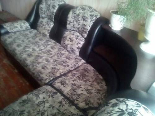 Продам диван угловой