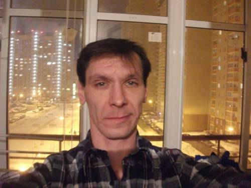 Познакомлюсь  с   женщиной  для  сер  отн.