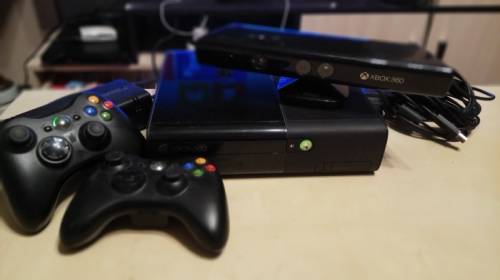 Xbox 360 250gb freeboot lt kinect