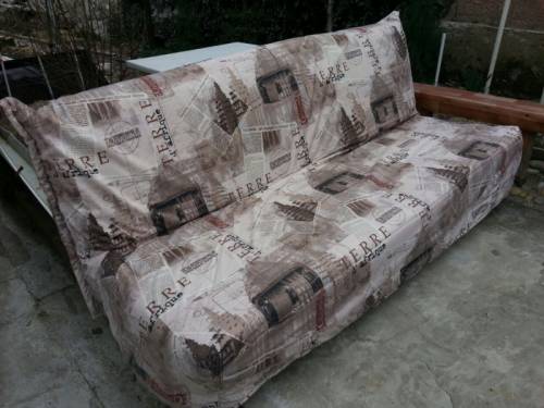 Продам диван со съёмным чехлом