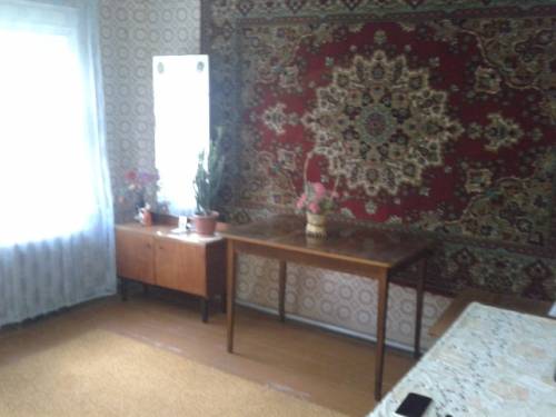 продам дом ,бревенчаеый