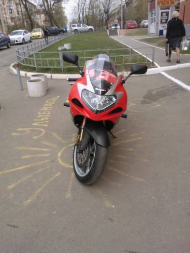 мотоцикл Suzuki gsx r 1000k2 2002