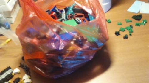 Lego россыпью в Москве