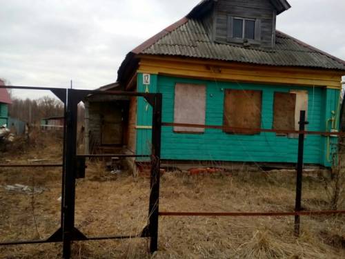 Продам земельный участок с домом в д. Владимировка