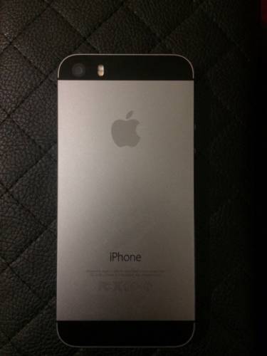 Продам iPhone 5s 16gb