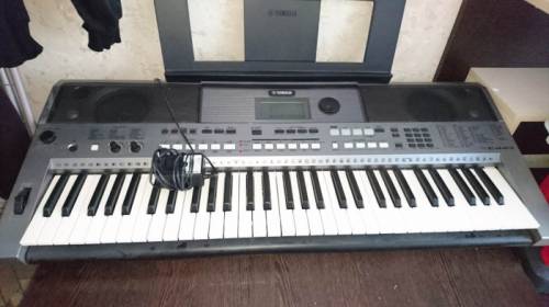 Синтезатор YAMAHA PSR 443