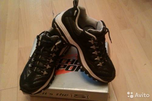 Кроссовки Skechers