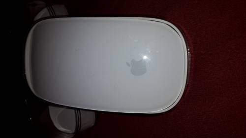 Мышка Apple модель Magic Mouse