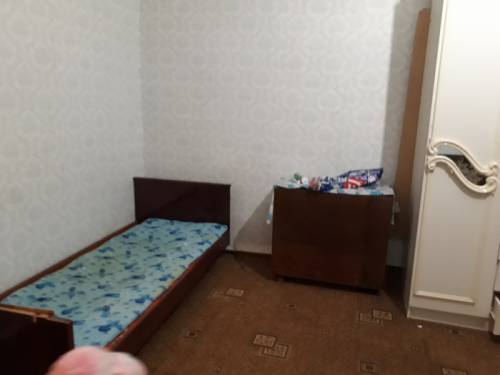 Магнитогорск. Сдам 1ком.кв. по ул.Октябрьская 28/1. Стоимость 5500   свет и вода
