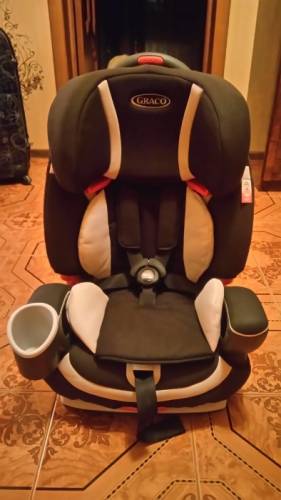 Детское автокресло GRACO