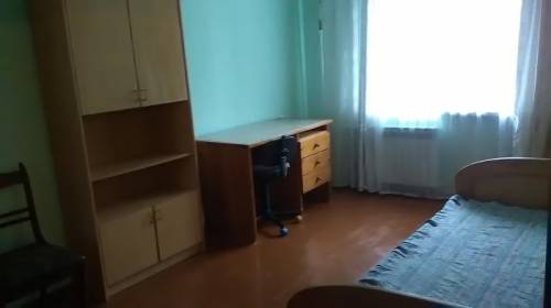 Сдам квартиру (3 ком.) на длительный срок 
