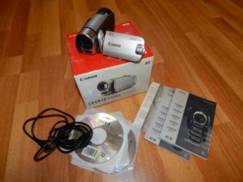Продам видеокамеру Canon