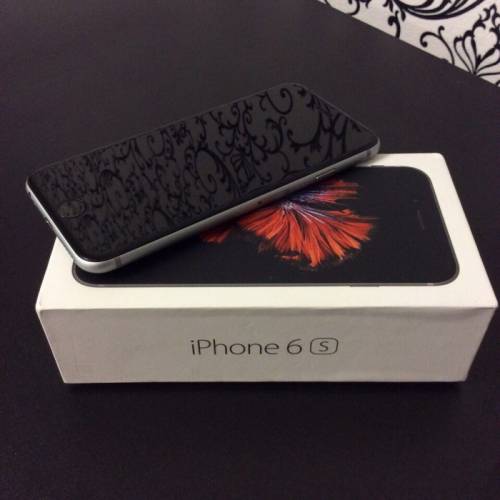 iPhone 6s space gray