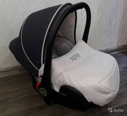 Продам коляску Tutis Zyppy 3 в 1