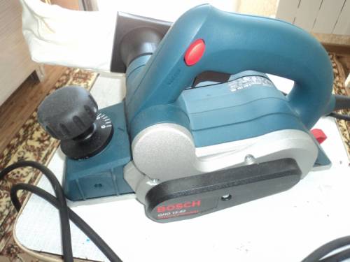 Рубанок BOSCH GHO -15-82 professional