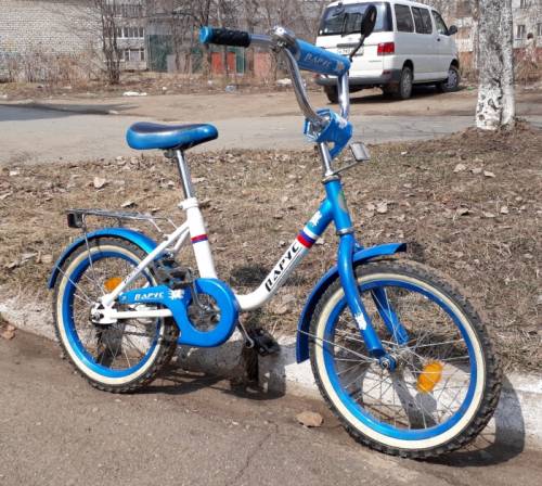 Детский велосипед на 4-7 лет