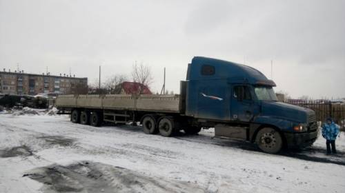 Полуприцеп на базе фредлайнера