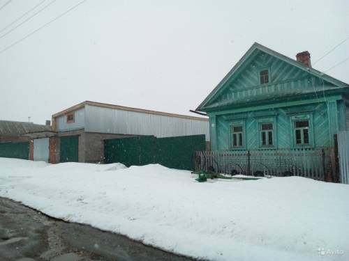 Продается земельный участок с постройками 