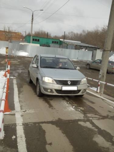 Инструктор по вождению