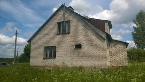 Кирпичный двхэтажный дом в Псковском районе