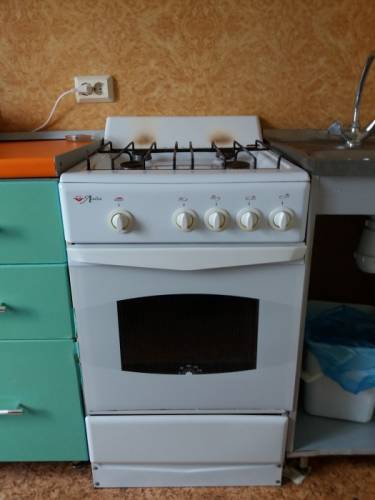 Плита газовая, б/у, недорого