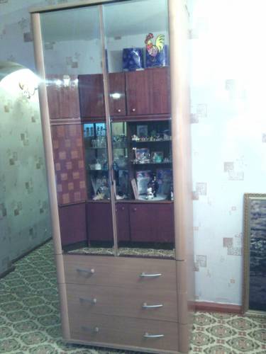 продам плательный шкаф,состояние отличное.