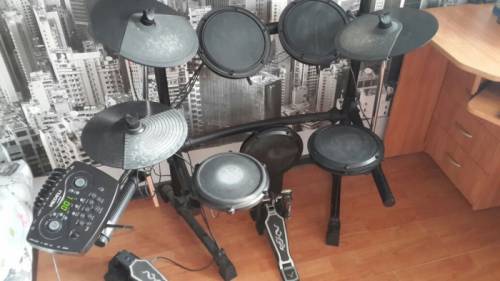 Электронная ударная установка Medeli DD506