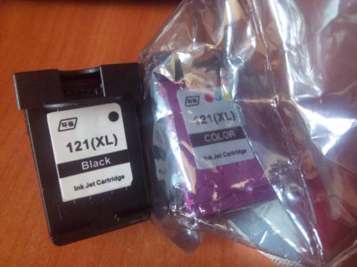 продам картриджи hp  121 черн.цветн все за 500