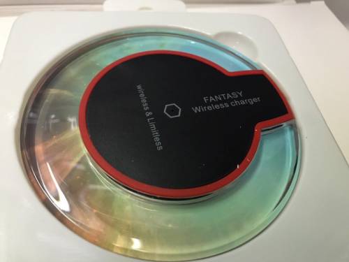 Беспроводная зарядка Wireless charge. 