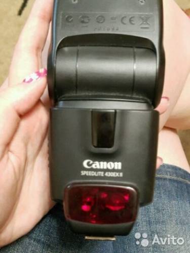 Продам вспышу cannon