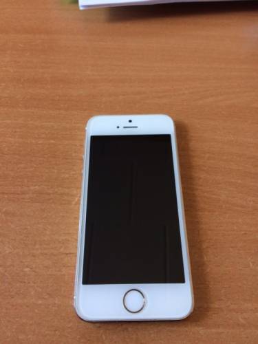 Продам iPhone 5s 16 gb