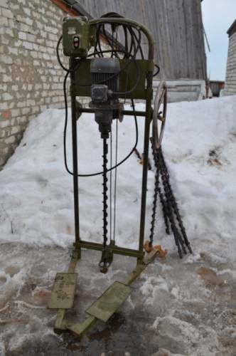 Малогабаритная буровая установка