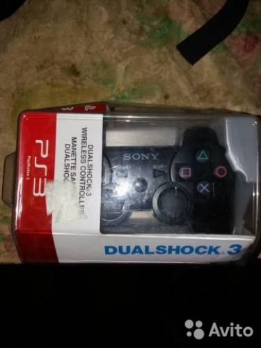 Sony Playstation 3   2 джостика  4 игры