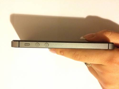 Продам айфон 5s