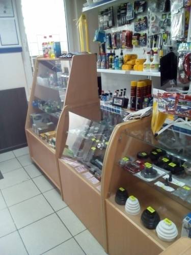 продам витрины со стеклом