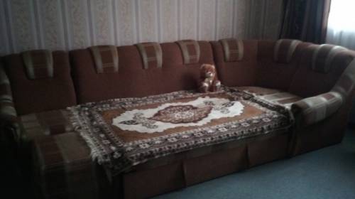 продам угловой диван и кресло