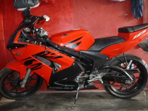 Продам мотоцикл Rieju RS2 125