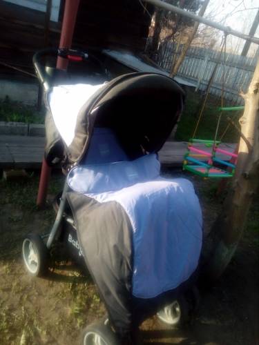 Породам отличную коляску