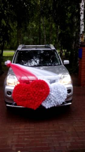 Прокат комплекта украшений на свадебный автомобиль.