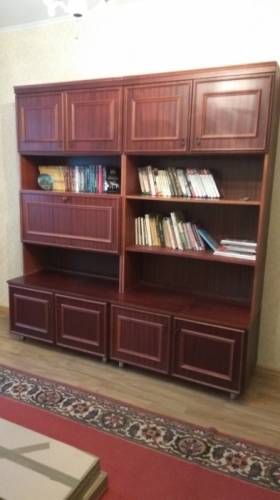 Сервант, книжный шкаф