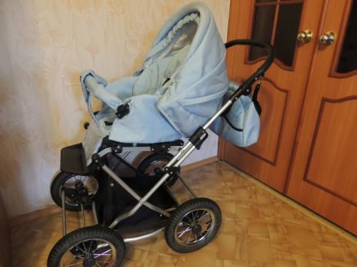 Продам коляску Lonex Julia Baronessa.Коляска универсальная 2 в 1