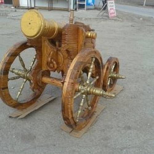 Декоративная деревянная пушка